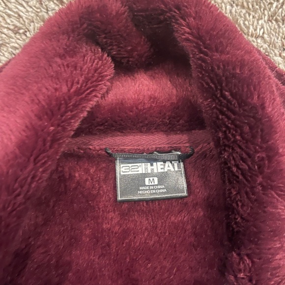 Women’s Jacket - Picture 2 of 3